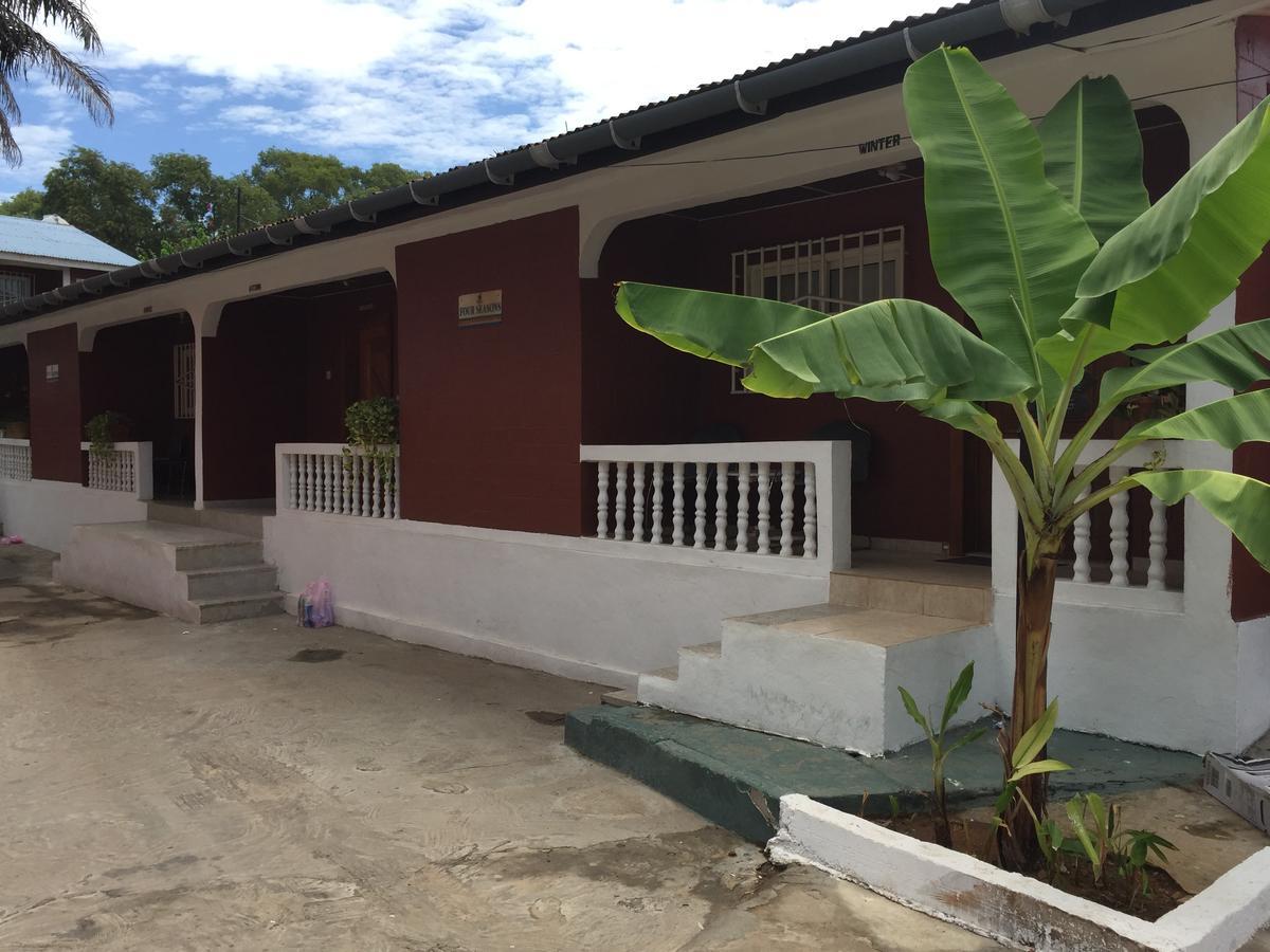 The Family Kingdom Resort Freetown Exterior foto