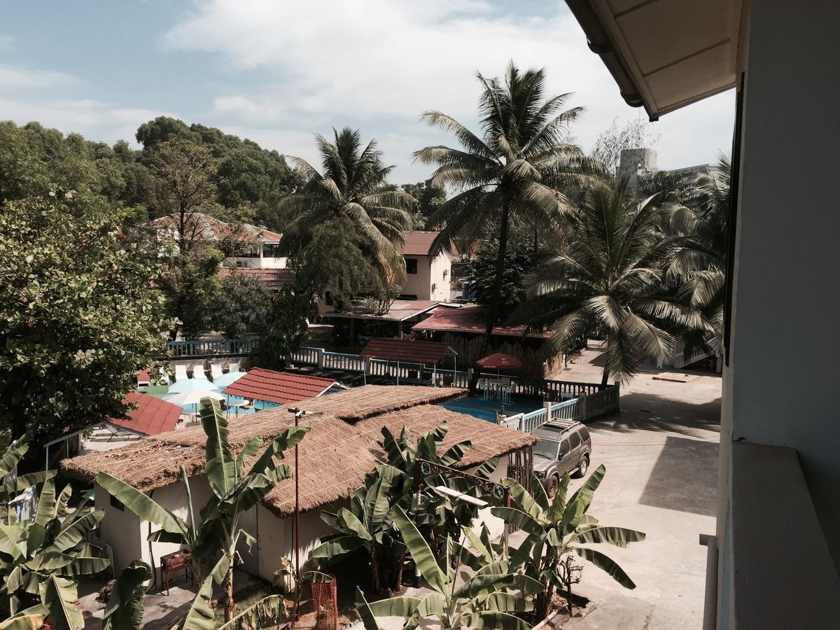 The Family Kingdom Resort Freetown Exterior foto