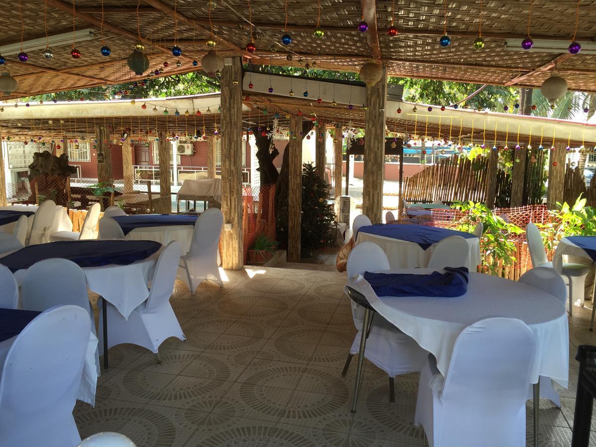 The Family Kingdom Resort Freetown Exterior foto